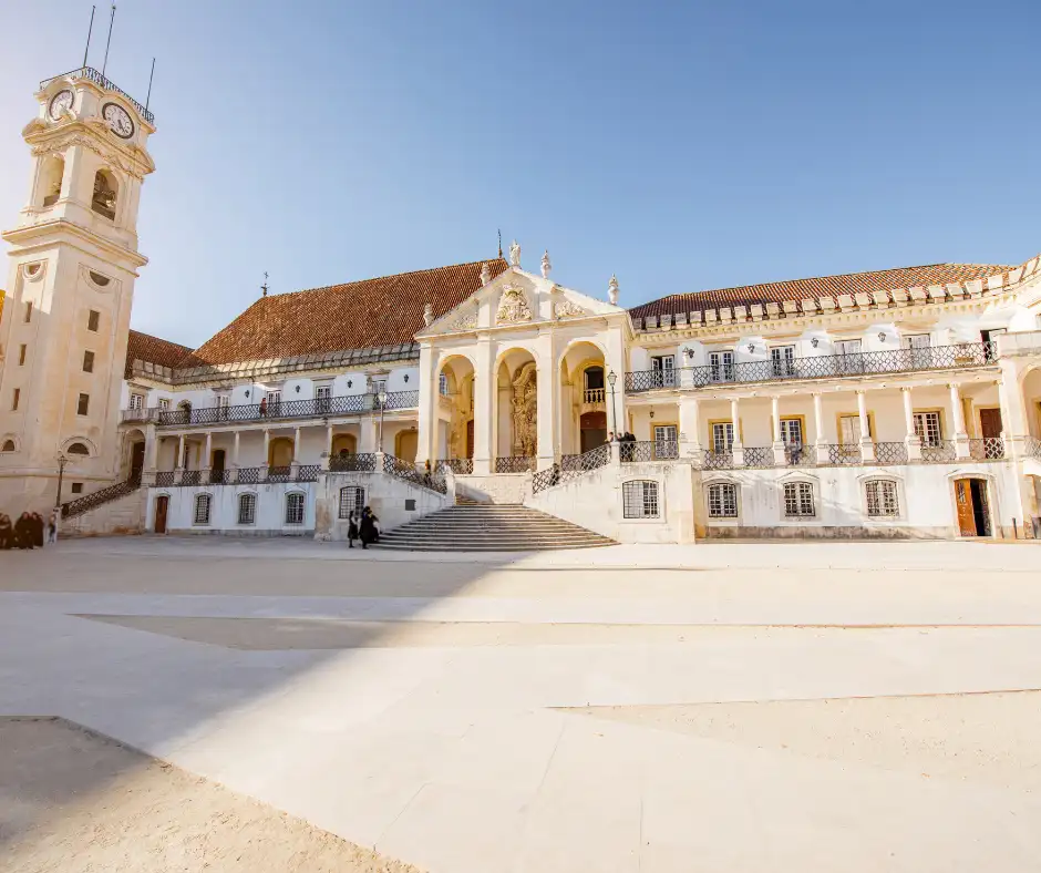 Pacchetto vacanza Portogallo con visita a Braga Scalinata monumentale del Santuario Bom Jesus do Monte a Braga