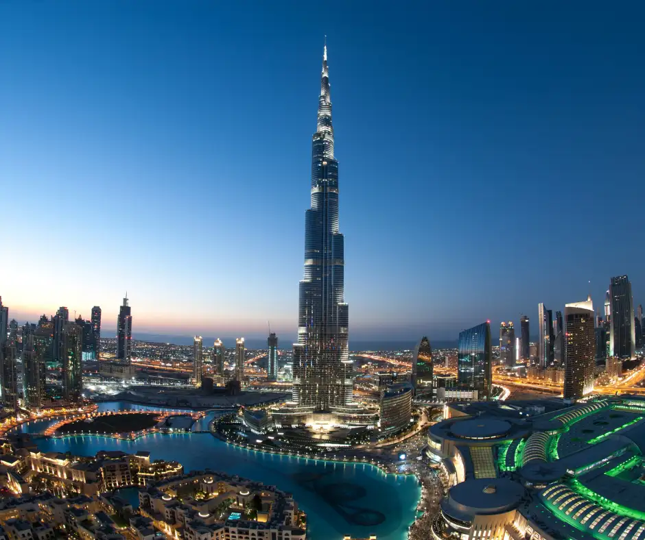 Burj Khalifa e skyline di Dubai burj-khalifa-downtown-dubai